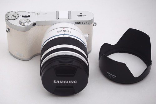 Samsung NX300M 20.3MP Digital Camera - White Kit w/ AF 18-55mm ED OIS Lens - Picture 5 of 13