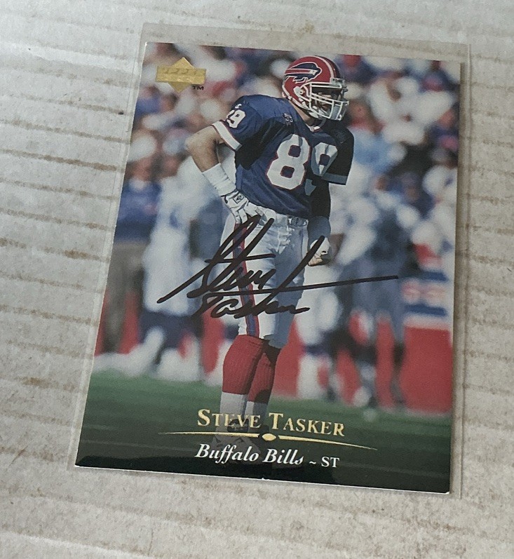 1995 Upper Deck - Steve Tasker #241 - Hand Signed Auto