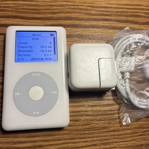 【訳あり】iPod classic MB147J/A ＋ MA045G/C MB147J/A｜Apple iPod classic 80GB ブラック MB147J/A｜中古品