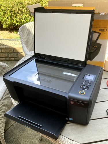 Kodak ESP-C310 Multi-Function Printer, Scanner + Copier in Good Condition - Picture 3 of 6