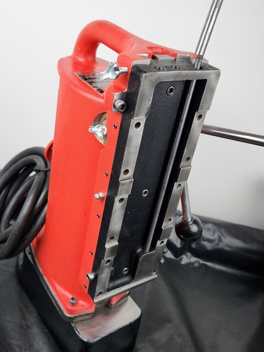 VERY NICE!! Milwaukee 4203 Electromagnetic Drill Press Base FULLY TESTED! - Picture 9 of 10