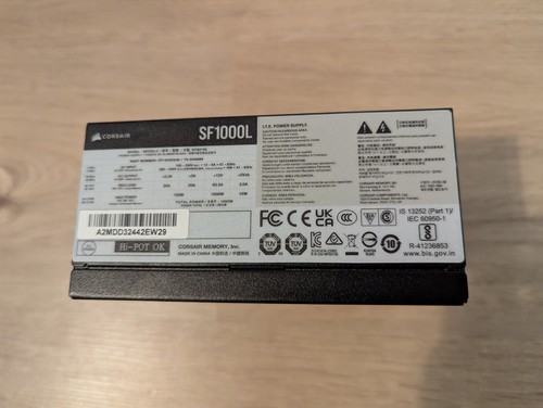 CORSAIR SF1000L 1000W 80 Plus Gold PC-Netzteil - Schwarz mit 12VHPWR Kabel - Bild 4 von 13