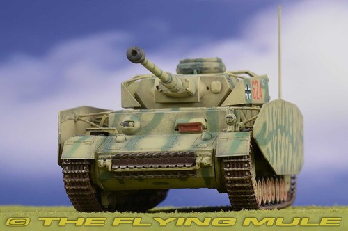 Dragon Models 1:72 Sd.Kfz.161 Panzer IV H German Army 3.PzDiv #624 w/Schurzen - Picture 5 of 8
