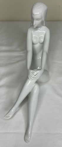 Royal Dux Bohemia Tschechien Figur sitzend Akt Frau - Bild 2 von 5