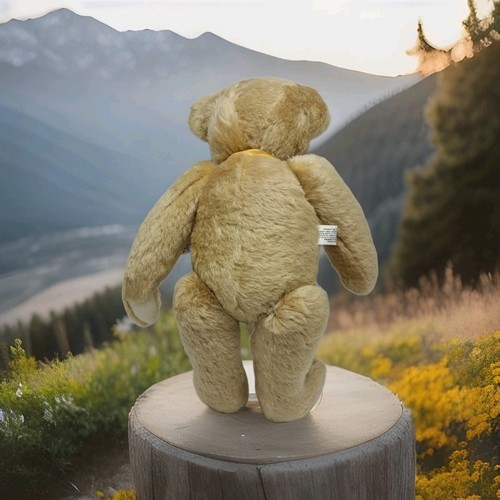 MerryThought Classic Golden Blonde Teddy Bear - Picture 5 of 8