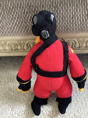Team Fortress Pyro Plush stuffed  damaged, missing part, read item description