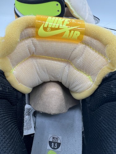 Nike Air Jordan 1 Retro High OG Volt Gold Men's 9.5 555088-118 Super Clean - Picture 6 of 16