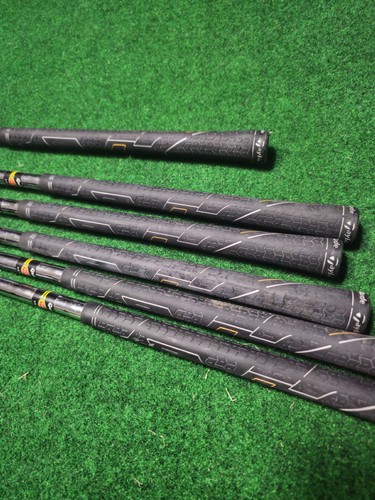 TaylorMade r7 Draw Iron Set 4,6,8,9,PW,SW Regular Flex RH - Picture 3 of 6