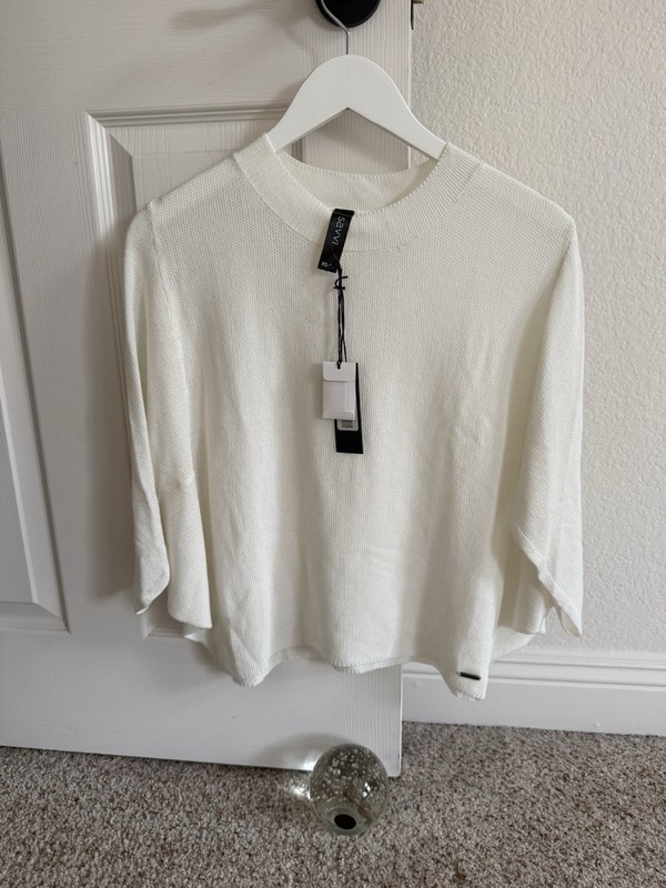 Ivory Batwing Lightweight Top by Savvi - Size XS/S - NWT!