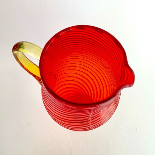Striking MCM PILGRIM GLASS Pitcher Red Swirl Design w/ Yellow Applied Handle - Picture 8 of 11