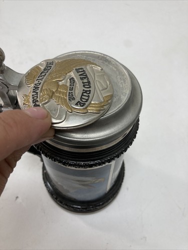 1993 Harley Davidson Live To Ride Medallion lidded stein Meger Unglued Top As Is - Picture 10 of 13