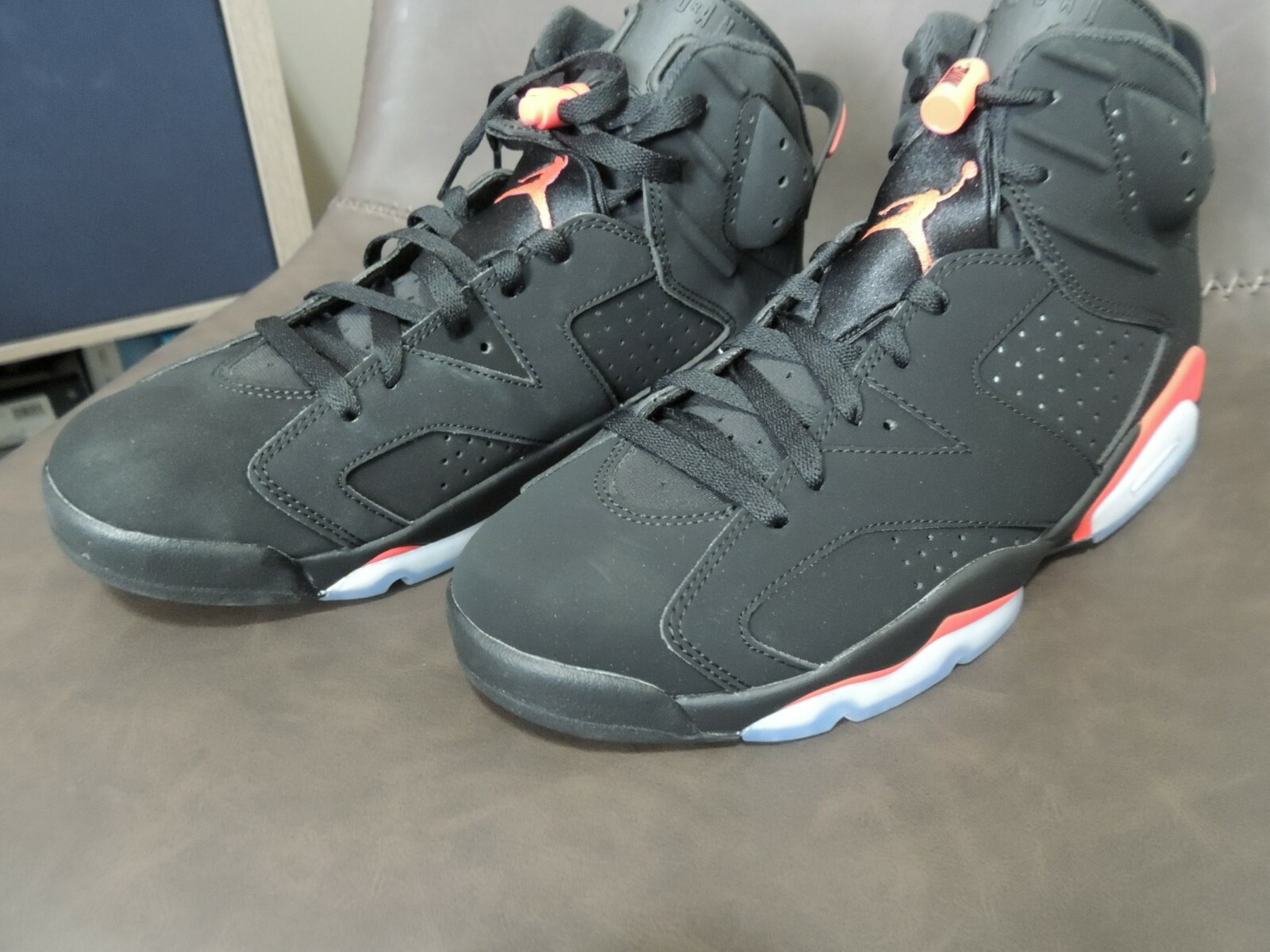 Air Jordan 6 Black Infrared Retro VI OG 384664 060 Size 10 Air Jordan 6 Black Infrared Retro VI OG 384664 060 Size 10