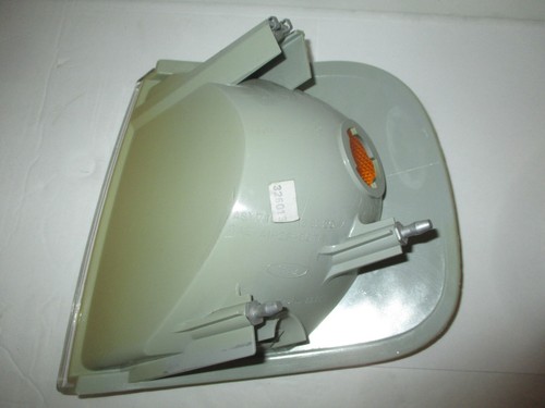 97-03 FORD F-150 EXPEDITION DRIVER+PASS SIDE TURN SIGNAL FRONT LAMP 138221-A - Picture 6 of 15