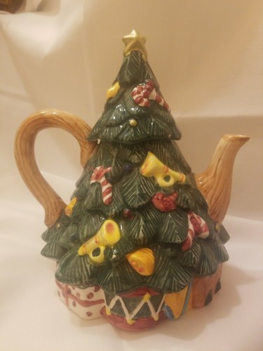 Vintage Christmas Tree teapot 8' JAY import company ceramic Sculpted Pitcher 95' - Picture 2 of 12