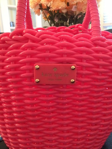Gorgeous Authentic Kate Spade Beach Beth Basket Tote - Picture 4 of 11