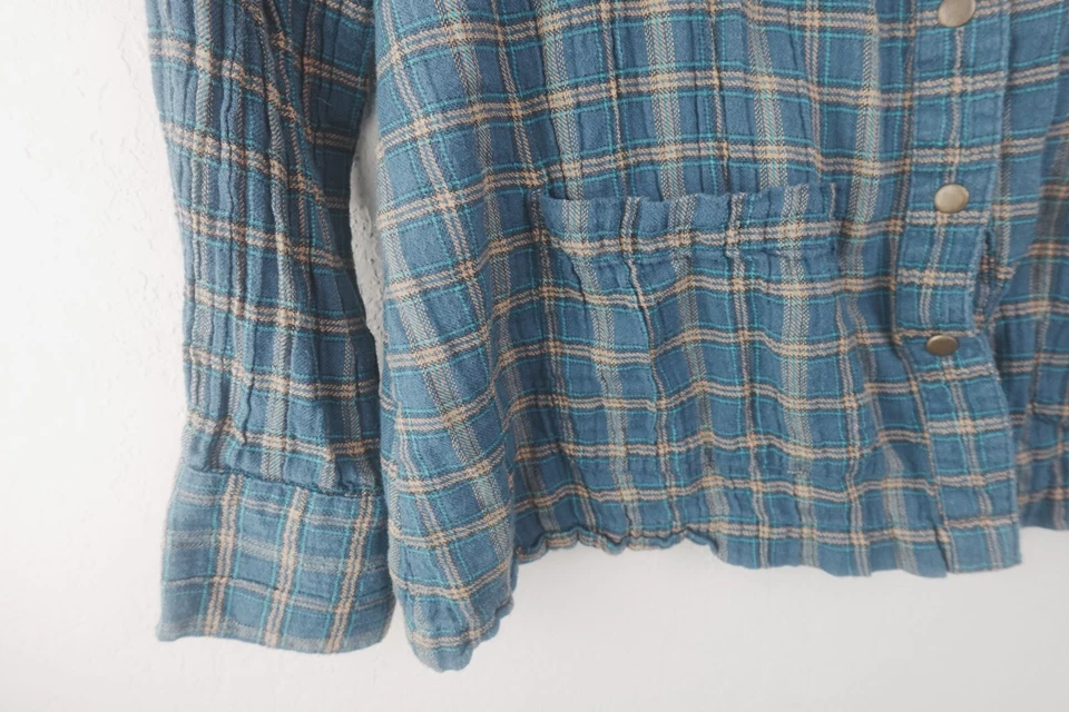 Camisa Decree Mujer Verde Manga Larga Con Botones Grande Foto 3 de 4