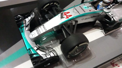 Hamilton Mercedes Gp Usa 2015 1/18 Minichamps World Campion Perfeckt - Foto 3 di 24