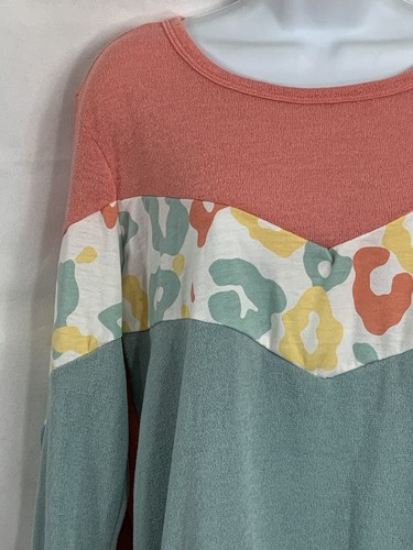 NWTs Heimish USA Size XL Multicolor Contrast Pattern Solids Knit Top Long Sleeve - Picture 4 of 12