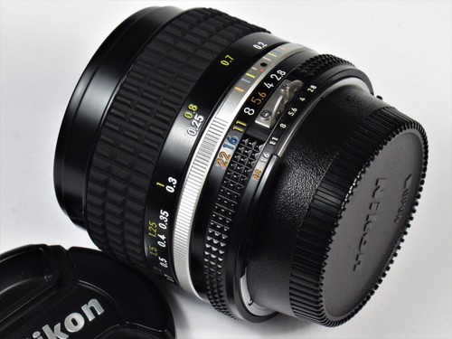 NEW IN BOX * UNUSED Nikon 28mm F2.8 Ai-s for F3 FM2 FE2 FM3A F2 F3HP D750 D810 - Imagen 10 de 11