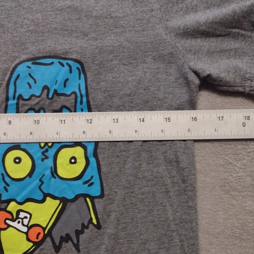 Shaun White Surf Skate Skulls Funny T Shirt Youth 12-14 Large Gray - Picture 5 of 11