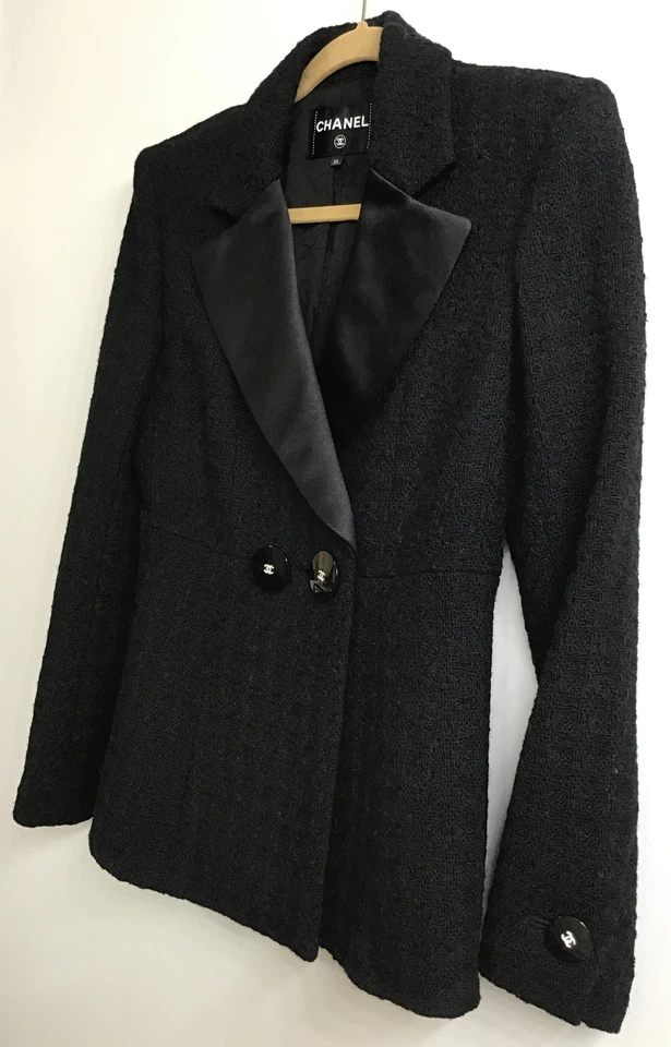 Chanel Tux Jacket Black Satin Lapel Round Front Buttons Rhinestone CC Size 38 - Image 4 of 4