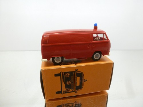 CURSOR VW T2 FIRE BRIGADE BUS VAN - VERY RARE -RED 1:40- HIGH QUALITY IN BOX - Picture 7 of 8