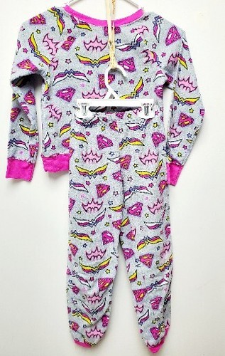 DC Superhero Girls Size Medium Fleece Pajamas Wonder Woman Batgirl Supergirl - Picture 2 of 3
