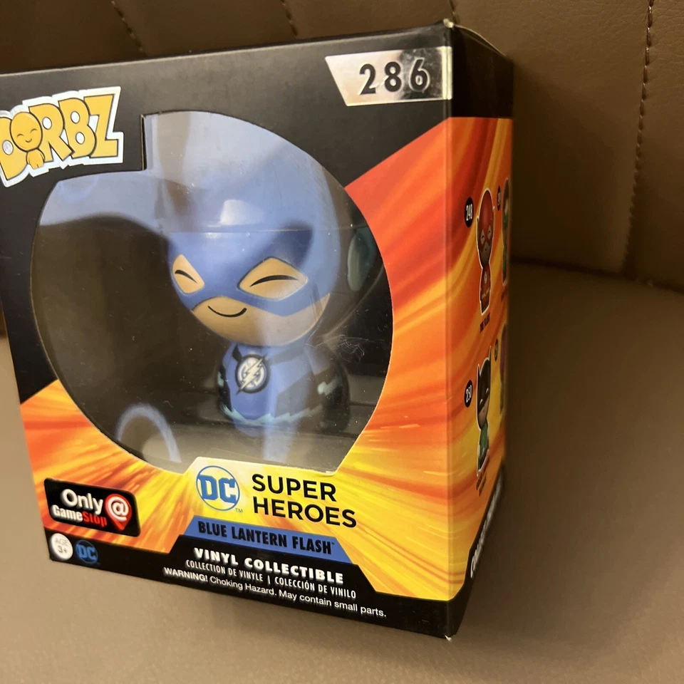 Funko Dorbz DC Super Heroes 286 Blue Lantern Flash, exclusivo Game Stop Foto 4 de 4
