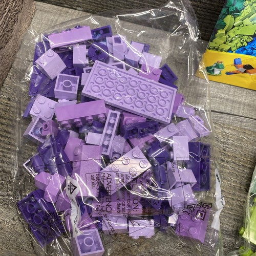 LEGO CLASSIC 11717 Bricks Plates 8 New Sealed Bags No Box Missing Parts** - Picture 8 of 12