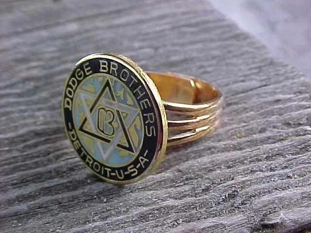 CLASSIC DODGE BROTHERS DETROIT USA GOLD CHROME FINGER RING NOS KUSTOM ADJUSTABLE - Image 2 of 4