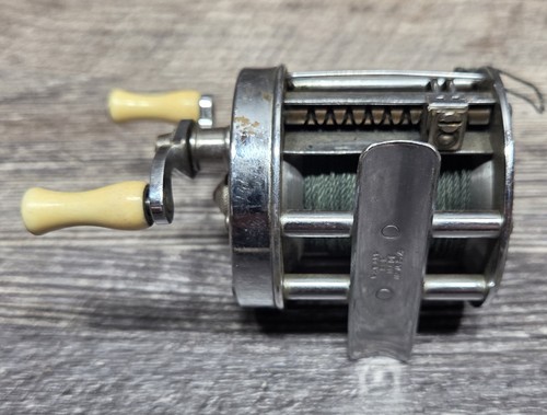 Vintage Lure Stop LW-ABL Level Wind Baitcasting Fishing Reel - Working Condition - Picture 9 of 10