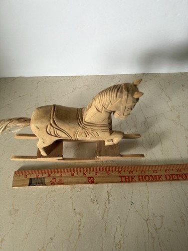 Vtg Christmas Decoration Wooden Rocking Horse Straw Tail Carved Accents Brown - Picture 15 of 17