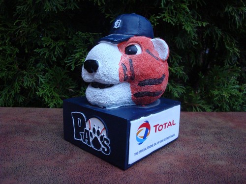 Banco de monedas de resina fundida MLB Detroit Tigers "PAWS" por Success Promotions - Imagen 3 de 9