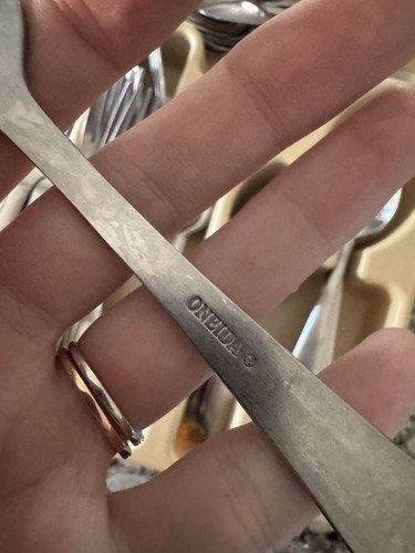 Vale Inox Oneida Argento Opaco Punta Tonda Cina Set 73 Pezzi *LEGGI - Foto 3 di 4