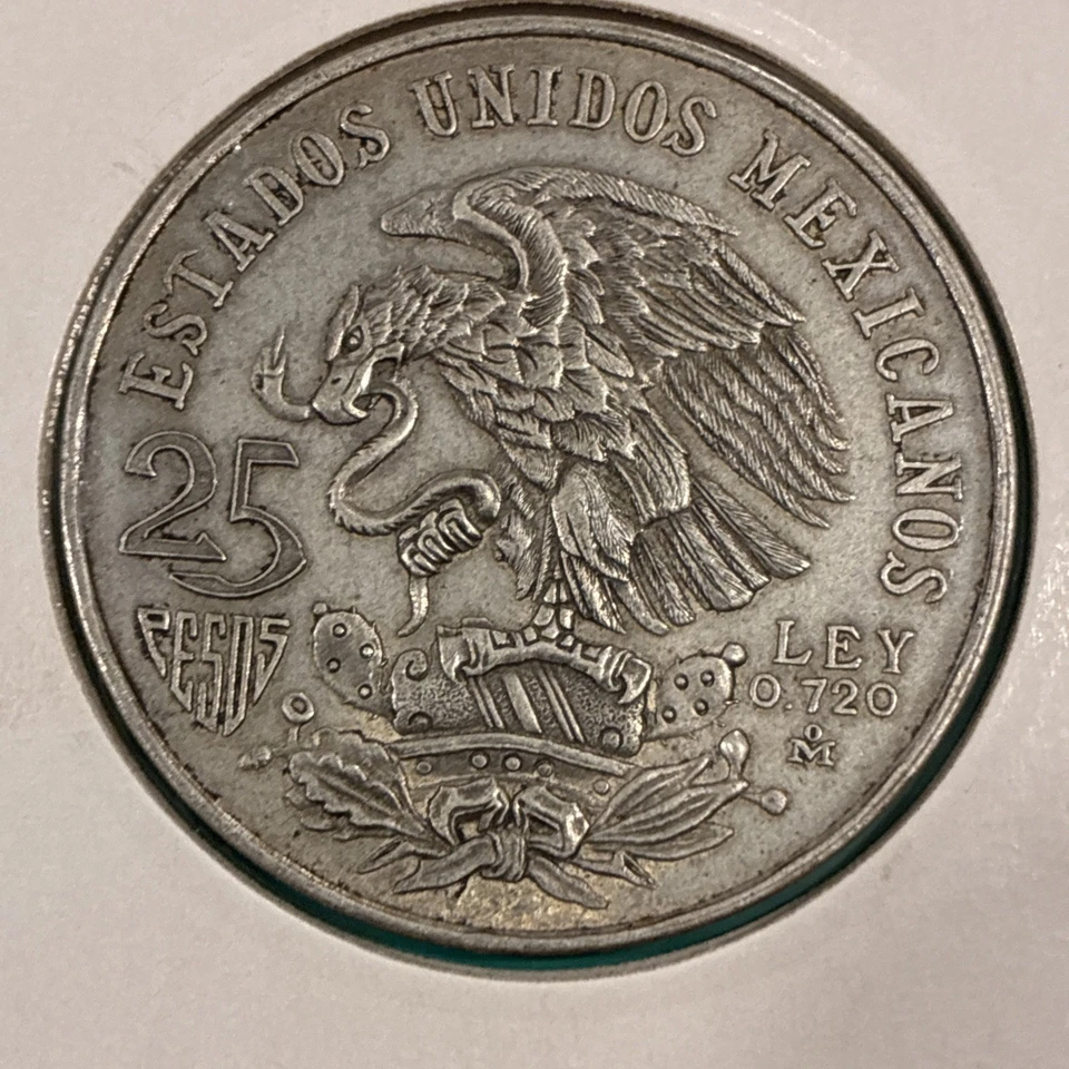 Moneda de 25 pesos olímpicos de México 1968 / plata .72 / circulada Foto 2 de 2