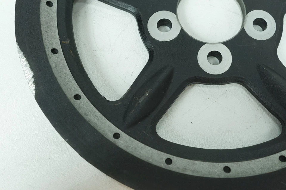 15 Harley Sportster XL883 Hierro OEM Piñón de polea de conductor trasero 137T 1" RAYADO Foto 2 de 4