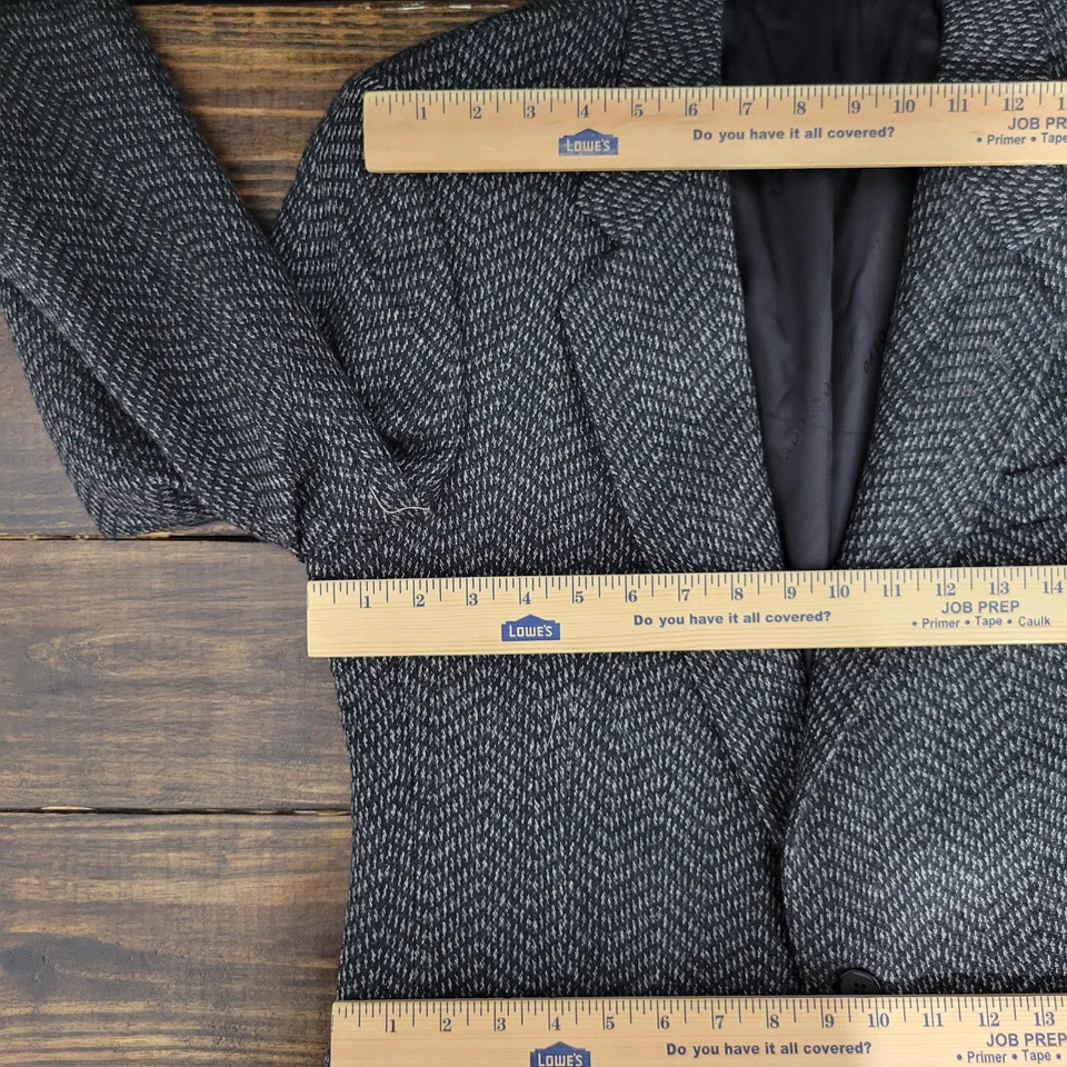 Abrigo Blazer Deportivo Adolfo Saks Fifth Para Hombre Dos Botones Gris Negro Lana Talla 40R Foto 2 de 4