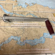 Lewmar England Aluminum 10" Locking Winch Handle