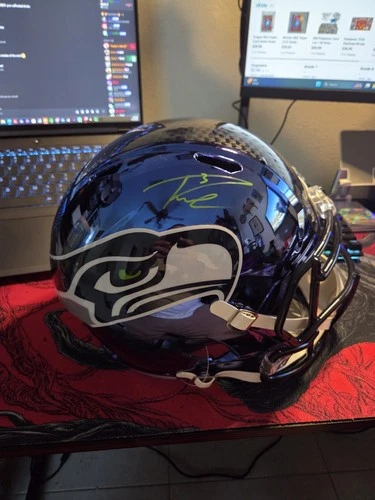 🔥 Russell Wilson Signed Seattle Seahawks Rare CHROME Full Size Helmet