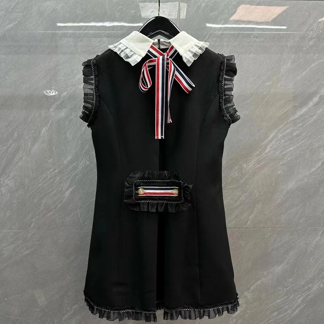 Abito donna Thom Browne estivo nuovo stile college colletto senza maniche un passo