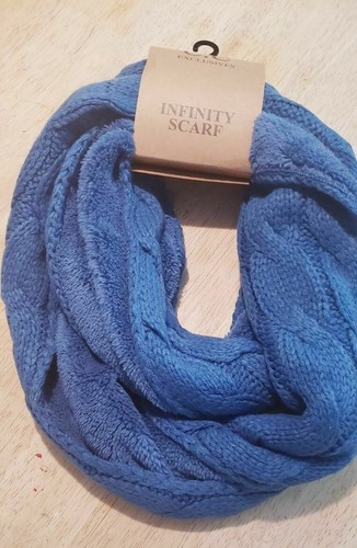 CC Sherpa Lined Scarves & Matching Head Wraps - Picture 4 of 8