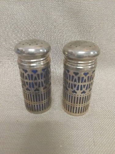 Vintage Godinger Cobalt Glass w/ Silver Filigree Overlay Salt & Pepper Shakers - Picture 1 of 2