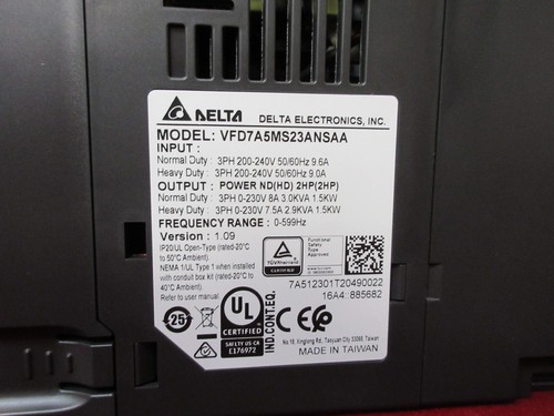 Unidad de frecuencia inversora Delta serie MS300 VFD7A5MS23ANSAA 1,5 kW 2 HP/3PH 230V - Imagen 2 de 7