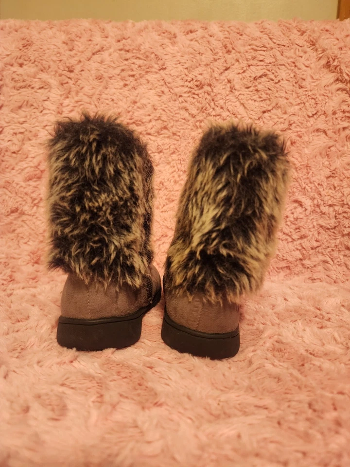 Botas Carters de piel sintética talla 7 para bebé niña Foto 3 de 4