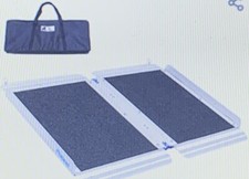 Ruedamann 2'L&times;30.3" W, 600 lbs Capacity Non-Skid Threshold Ramp