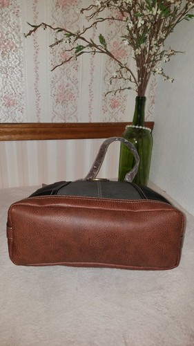 Bolso Cartera Grande B.O.C Negro/Carbón/Chocolate Coshocton Power Bank $88 - Imagen 8 de 11