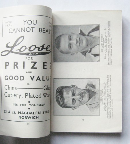 NORWICH CITY offizielles Fußballhandbuch *wählen Sie das, das Sie brauchen* - Bild 8 von 33