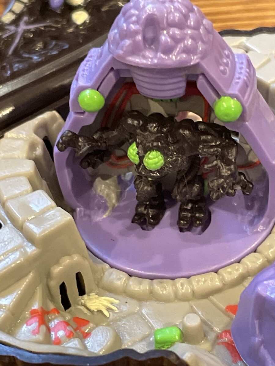 Complete Mighty Max Trapped by Arachnoid Doom Zone Bluebird
