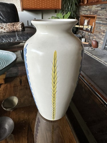 Unusual Poole Pottery Studio Freeform Vase With Design Codes - Picture 5 of 17