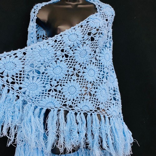Vintage blue floral shawl, fringe boho wrap turquoise triangle knit sweater - Picture 5 of 5